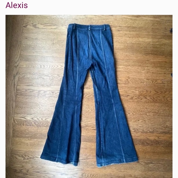 Alexis jeans. Perfect condition. Comfortable with a stretch - Picture 2 of 2